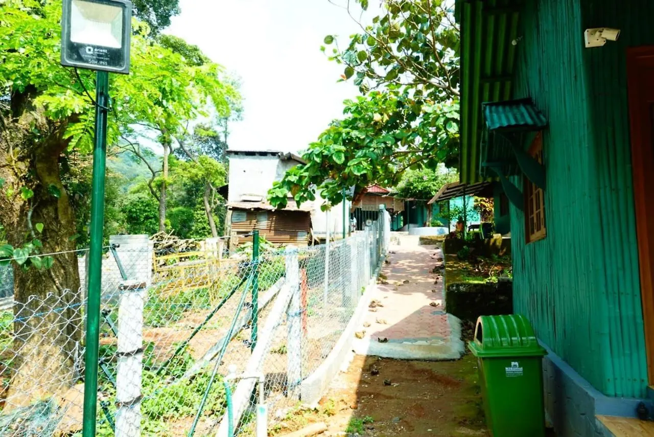 Hotel Nelliyampathy Resort & Tent Camp